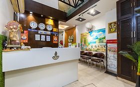 Hotel Emporio - Near New Delhi Railway Station - Paharganj